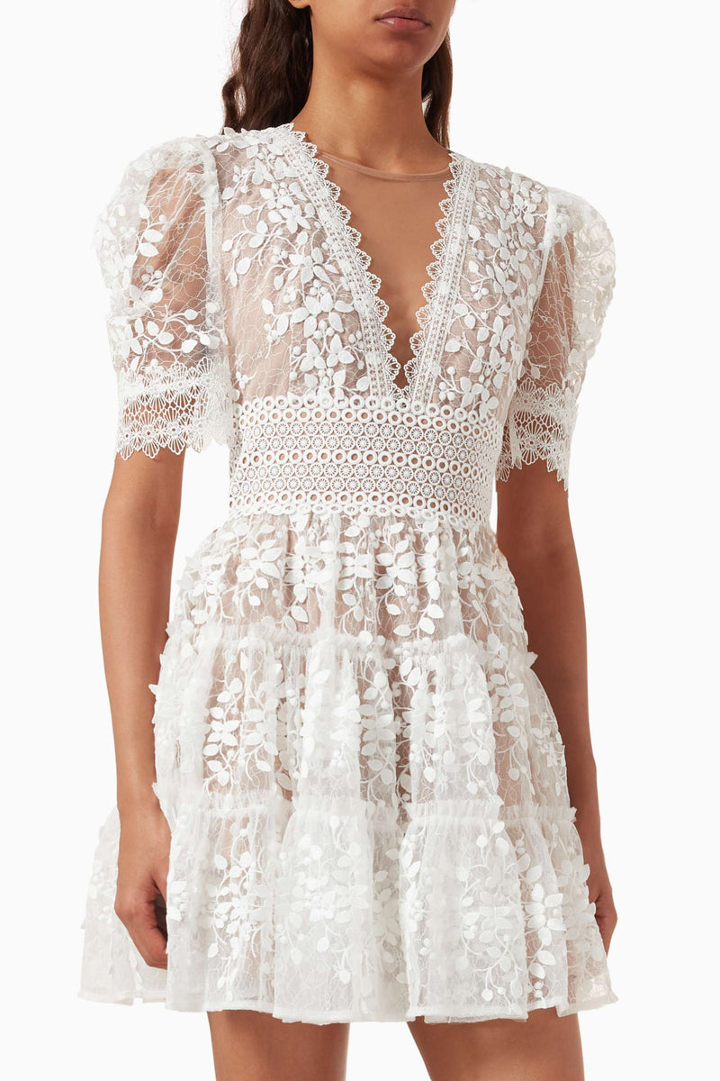 Vestido Curto Kleid Megan Bronx and Branco