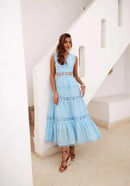 Vestido Longo em Algodão com Renda – Elegância Atemporal