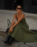 Vestido Midi Giulia Com Pesponto E Barra Ampla