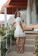 Vestido Mindy em Renda Branco