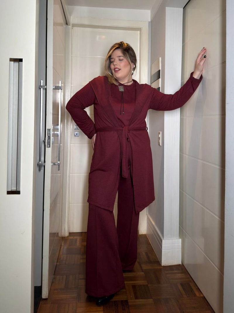 Conjunto Calça + blusa + trench coat