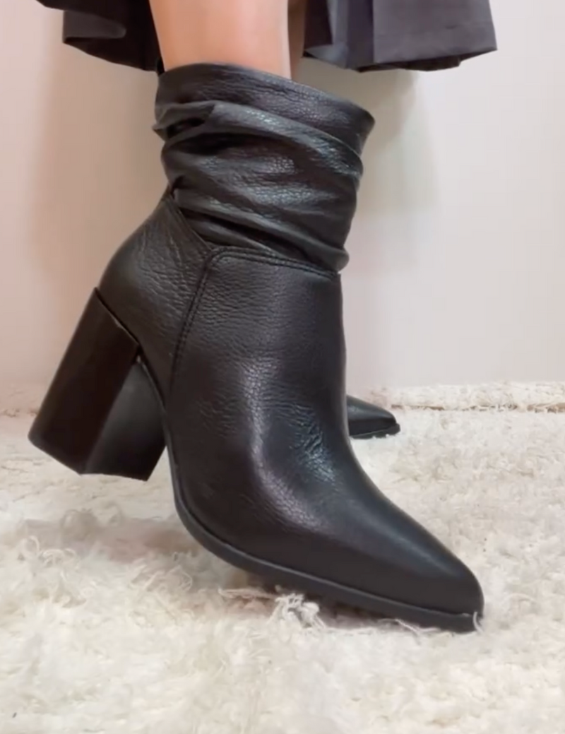 Bota Cano Baixo Couro Legítimo