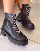 Coturno Preto Cano médio Tratorado