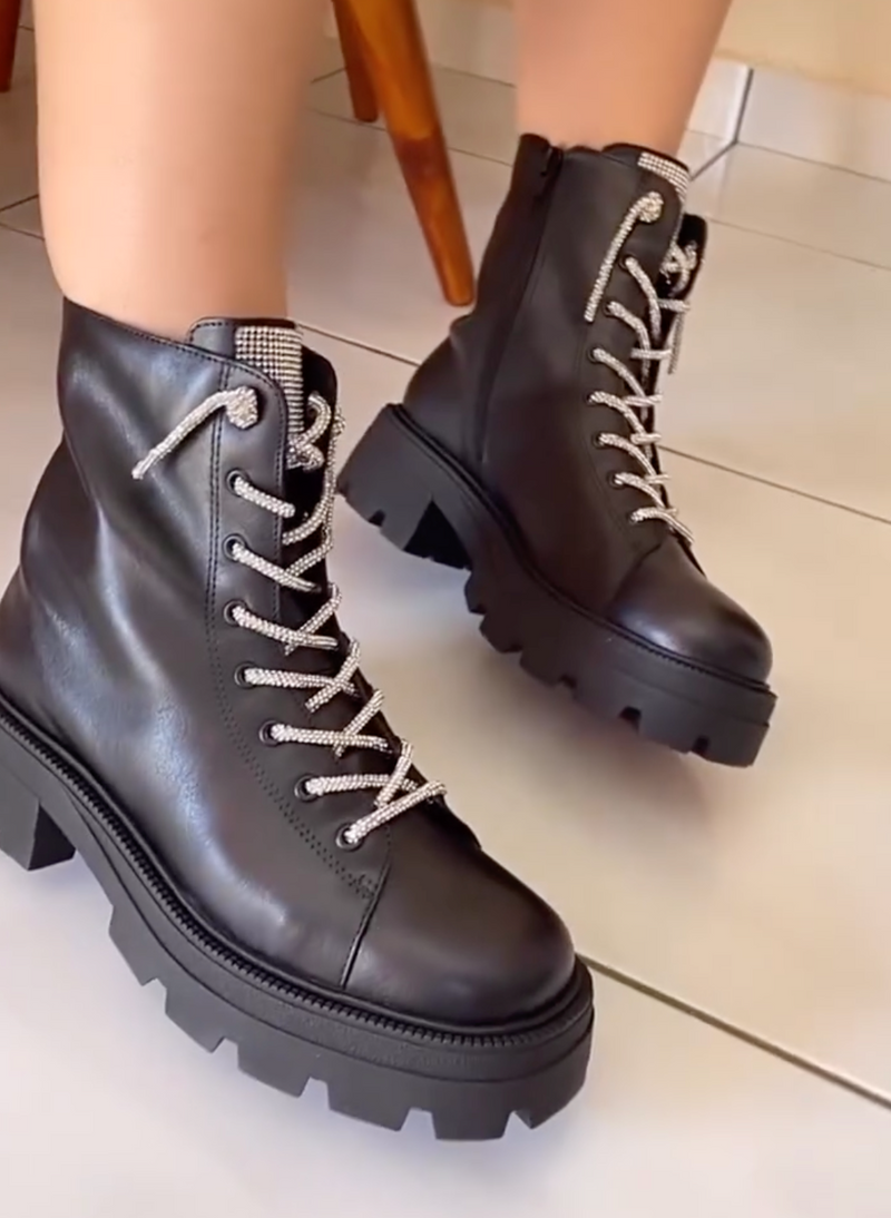 Coturno Preto Cano médio Tratorado