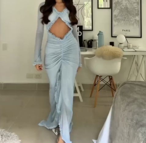 Vestido Feminino Alinê – Longo com Recortes