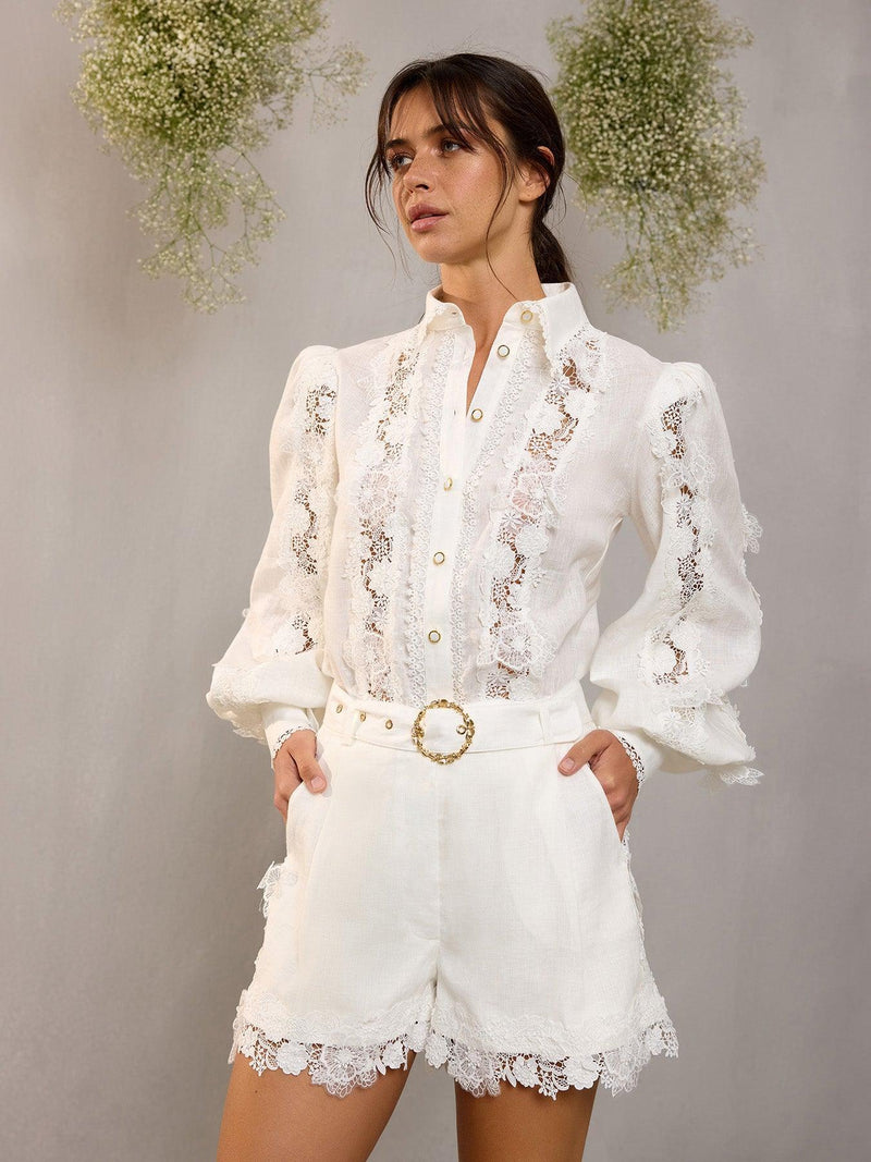 Conjunto Mia em Linho com Detalhes em Renda