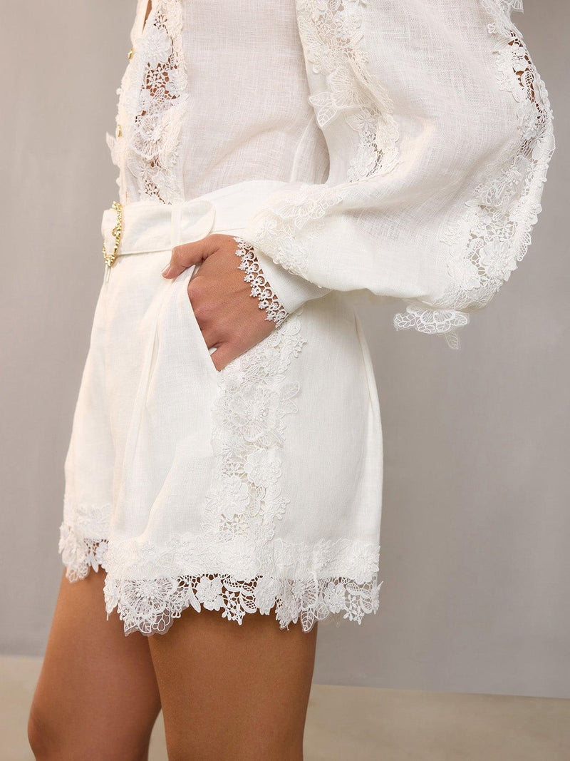 Conjunto Mia em Linho com Detalhes em Renda