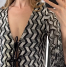 Conjunto Zigzag Chic – Blusa e Calça Pantalona