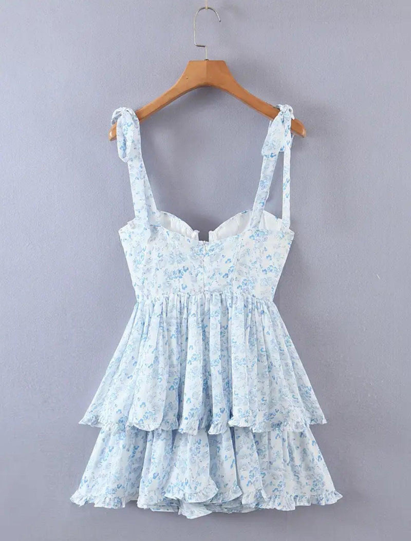 Vestido Curto Floral Ruffle – Charme e Delicadeza em Cada Detalhe